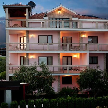 Villa สโตเบรช ภายนอก รูปภาพ